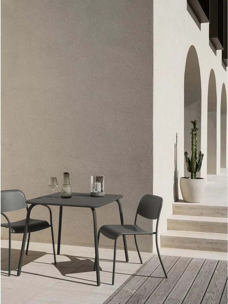 Masă de grădină din metal 80x80 cm Yua – Blomus