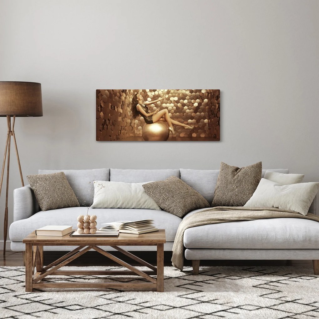 Tablou - Femeia în încăperea de aur (120x50 cm)