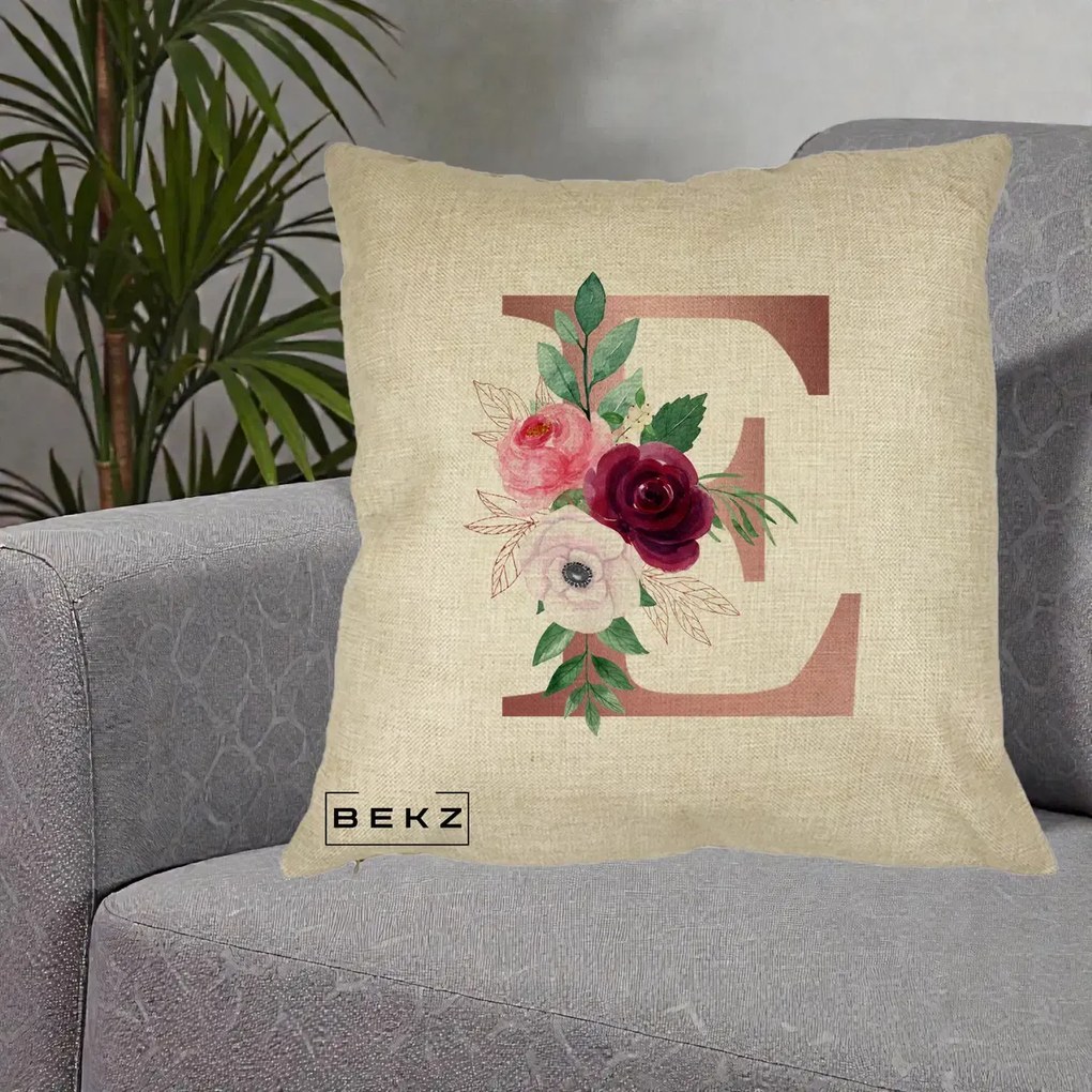 Cadou Personalizat - Perna Personalizata Monograma Rose Gold Litera E, 40x40 cm, Crem, Husa Detasabila, Perna Inclusa, BEKZ®