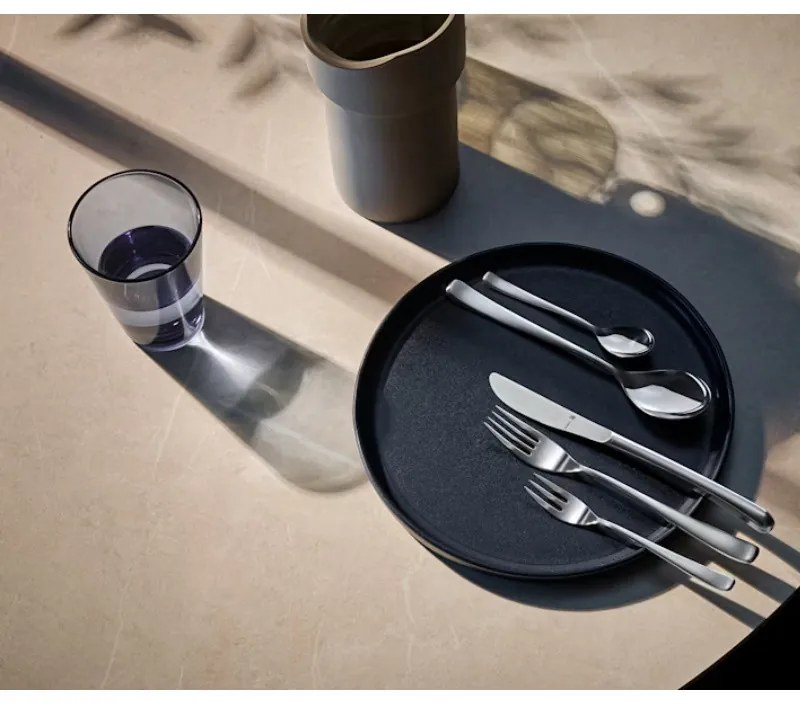 Set tacamuri WMF Vision, 30 piese, Otel inoxidabil 18/10, Cromargan protect, Protectie impotriva zgarieturilor si abraziunii, Argintiu