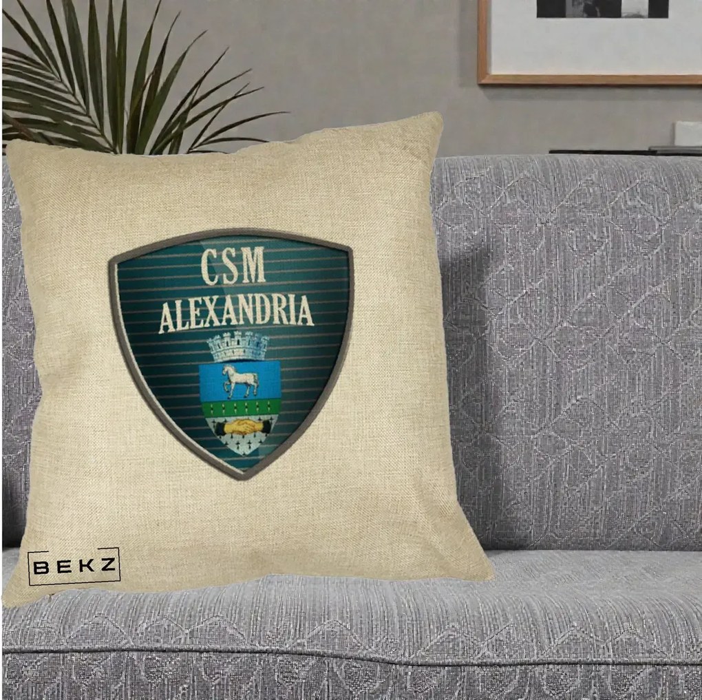 Perna Personalizata CSM Alexandria Fotbal, 40x40 cm, Crem, Husa Detasabila, Perna Inclusa, BEKZ®