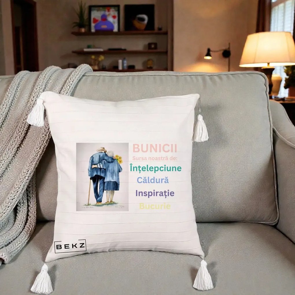 Cadou pentru Bunici - Perna Personalizata Bunicii Sursa Intelepciune Caldura Acuarela, 40x40 cm, Bej cu Franjuri, Husa Detasabila, Perna Inclusa, BEKZ®