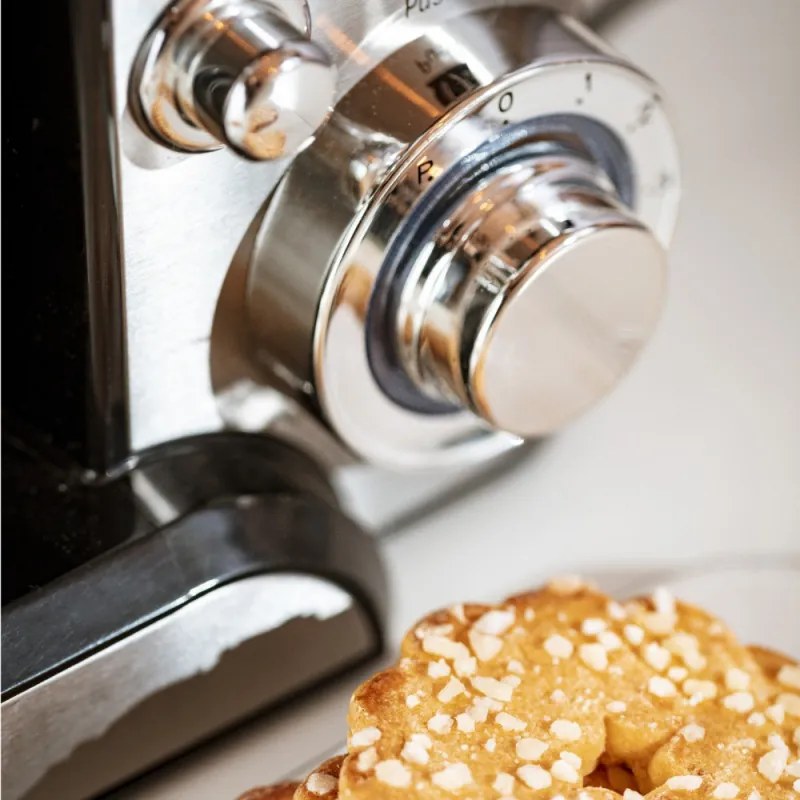 Mixer planetar Techwood TRO-1050, 1000W, 5 litri, 6 viteze, Pulse, 3 accesorii, Inox