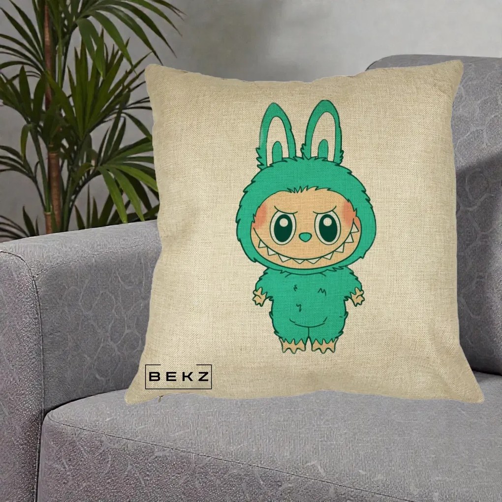 Perna Personalizata Labubu Turcoaz, 40x40 cm, Crem, Husa Detasabila, Perna Inclusa, BEKZ®