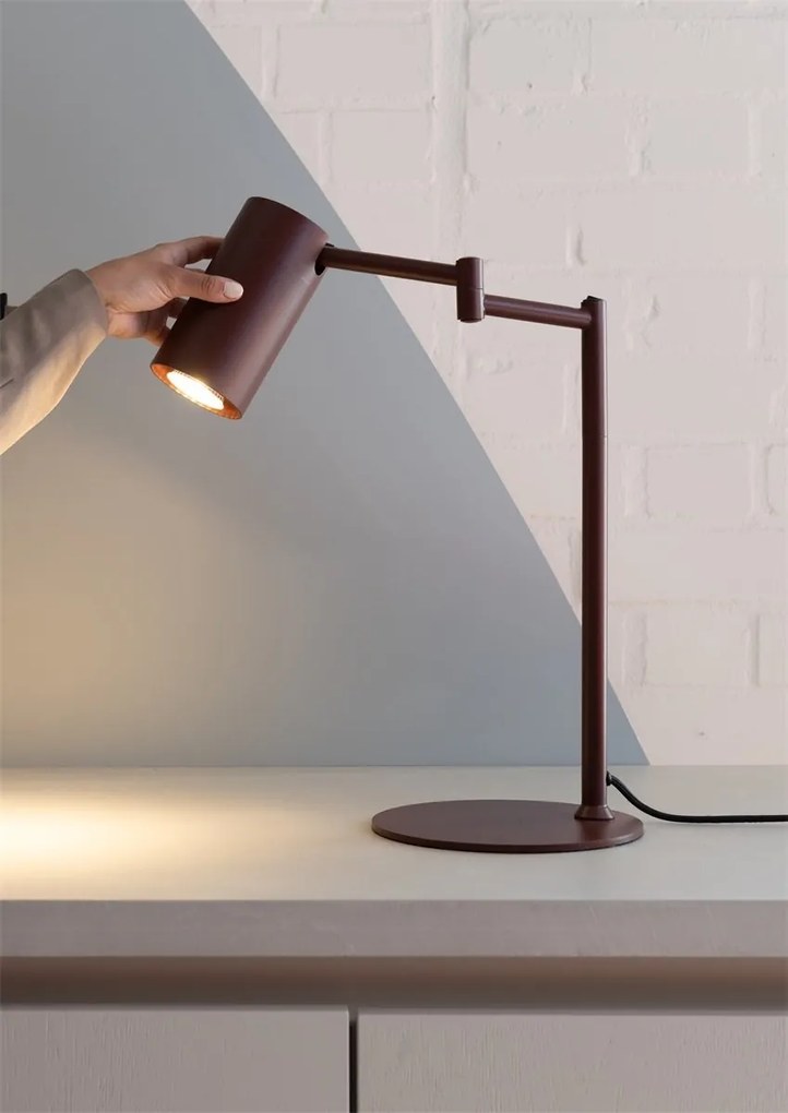 Lampa birou din metal cu brat articulat Bilbao visiniu