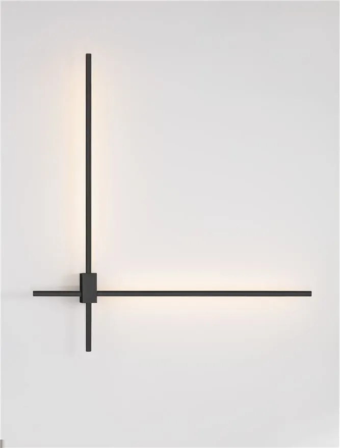 Aplica de perete liniara LED CCT PEAK negru