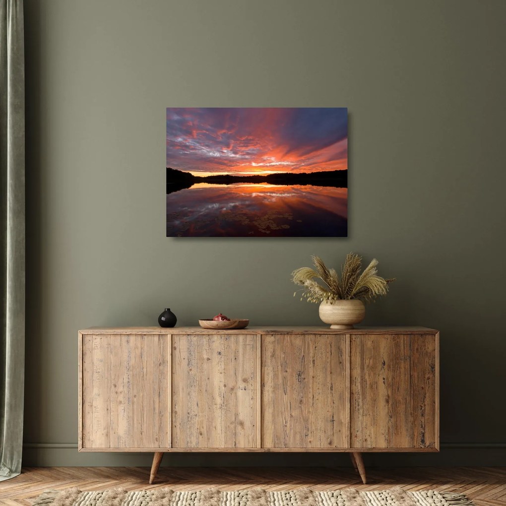 Tablou pe sticlă - Apus de soare peste lac (70x50 cm)