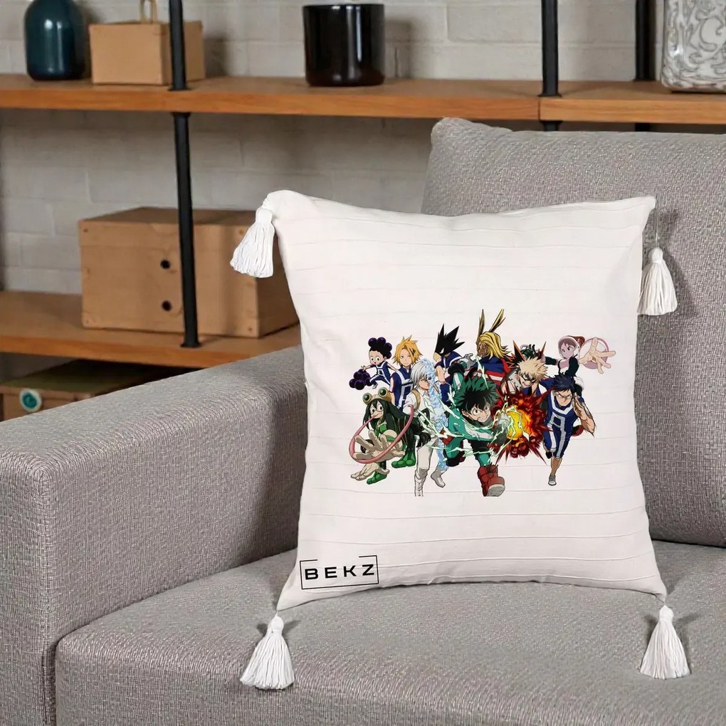 Perna Personalizata My Hero Academia Clasa 1-A Complet, 40x40 cm, Bej cu Franjuri, Husa Detasabila, Perna Inclusa, BEKZ®
