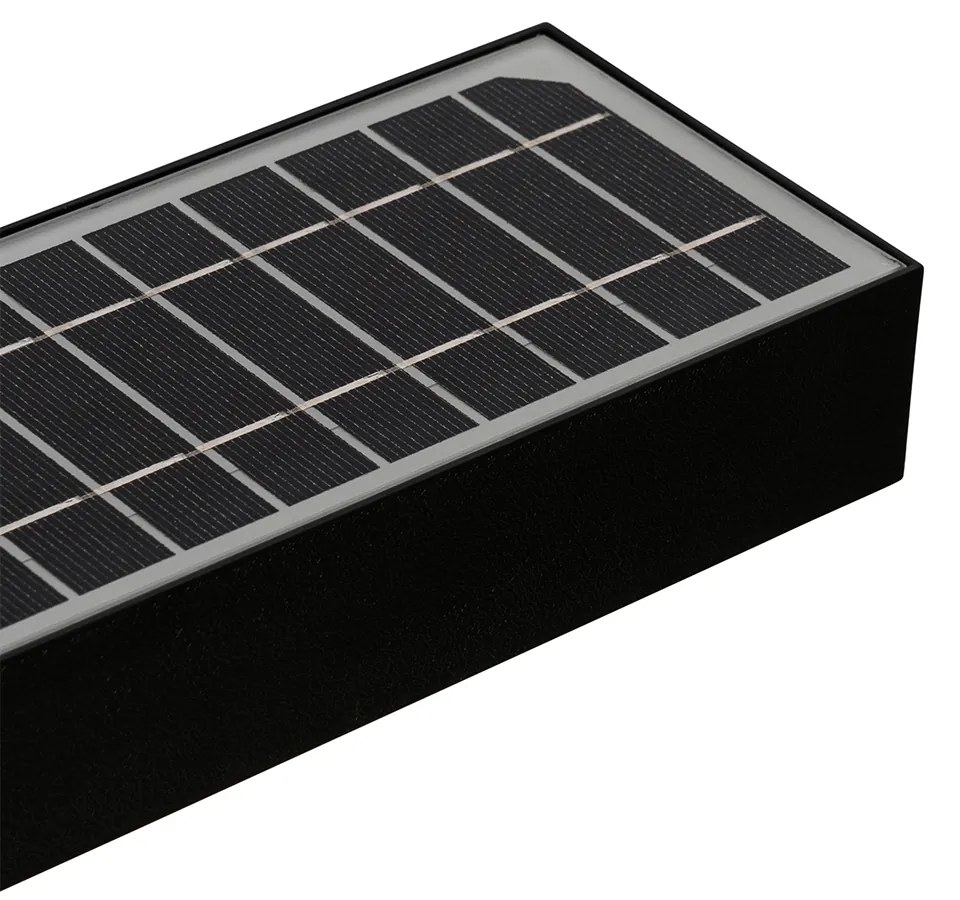 Lampă de perete exterioară neagră cu lumină reglabilă și senzor pe solar - Kayo