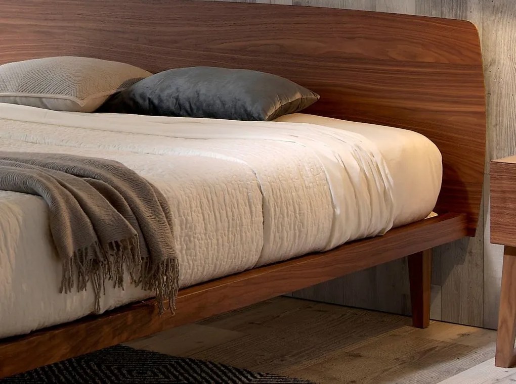 Pat dublu cu furnir din lemn Collen, 160x200cm