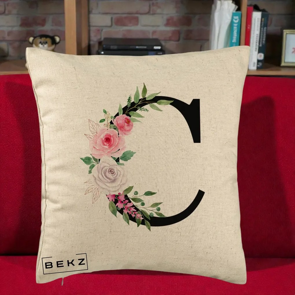 Cadou Personalizat - Perna Personalizata Monograma Florala Litera C, 40x40 cm, Bej, Husa Detasabila, Perna Inclusa, BEKZ®