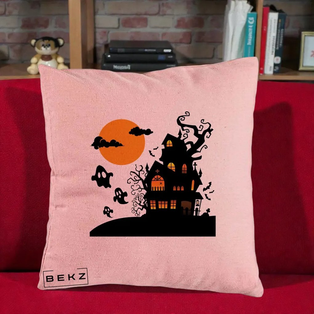 Perna Decorativa Halloween Casa Bantuita cu Fantome, 40x40 cm, Roz, Husa Detasabila, Perna Inclusa, BEKZ®