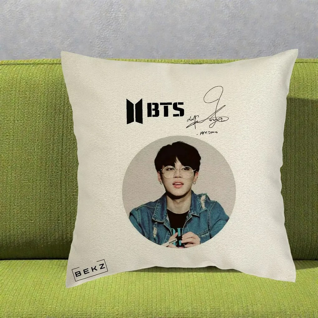 Perna Personalizata K-pop BTS Jimin Portret Cerc Autograf Geaca, 40x40 cm, Ecru, Husa Detasabila, Perna Inclusa, BEKZ®