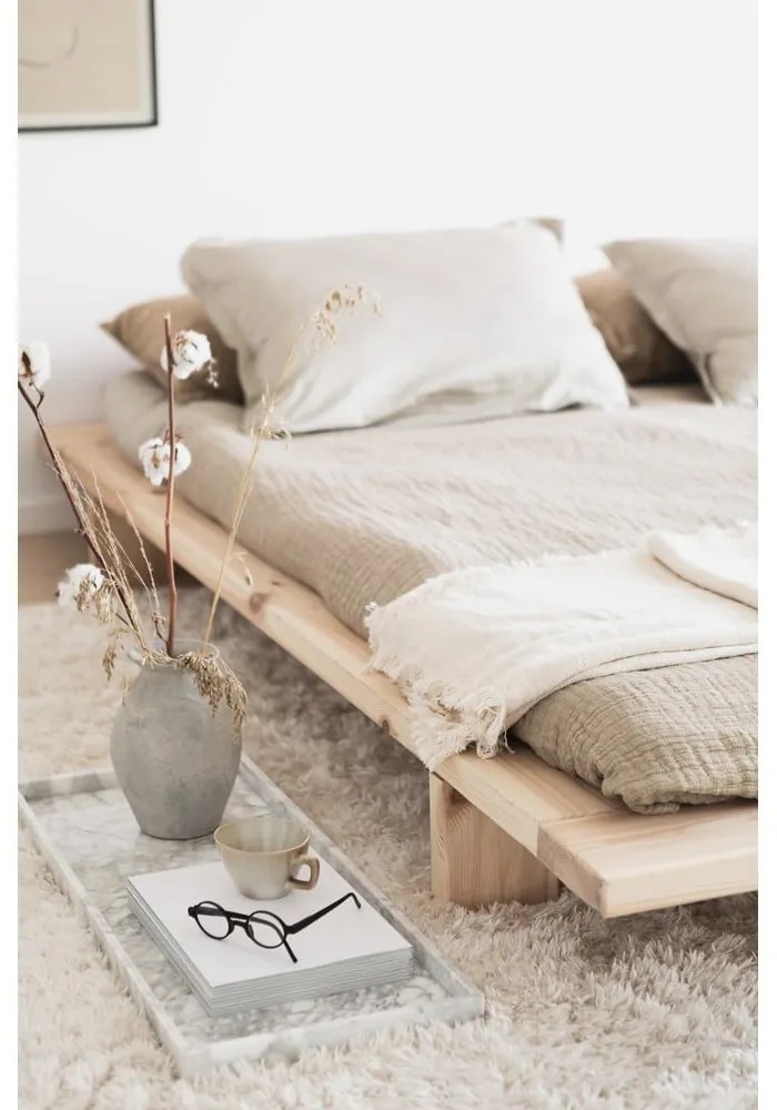 Pat matrimonial din lemn masiv de pin cu somieră 160x200 cm Japan – Karup Design