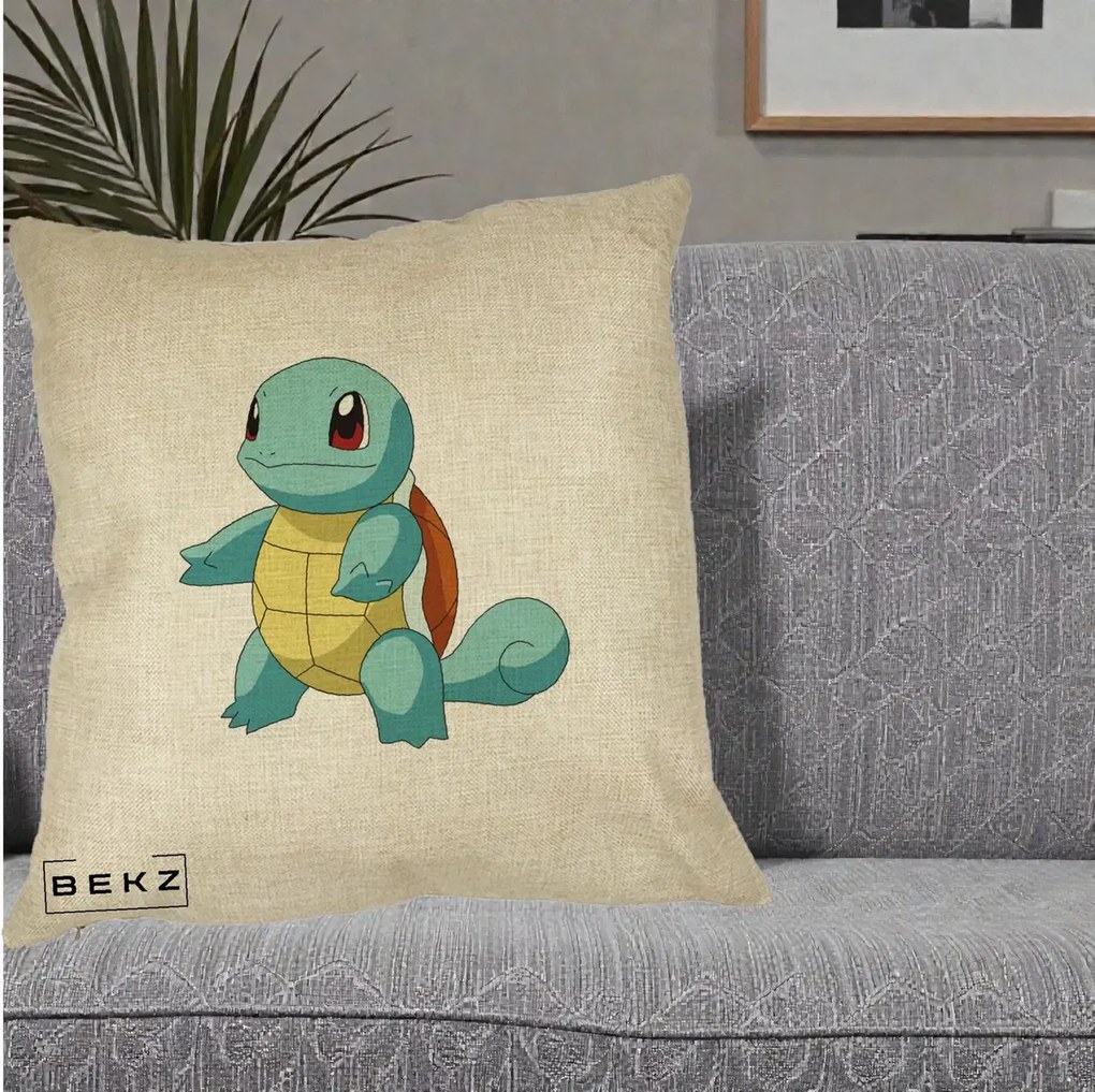 Perna Personalizata Squirtle Pokemon, 40x40 cm, Crem, Husa Detasabila, Perna Inclusa, BEKZ®