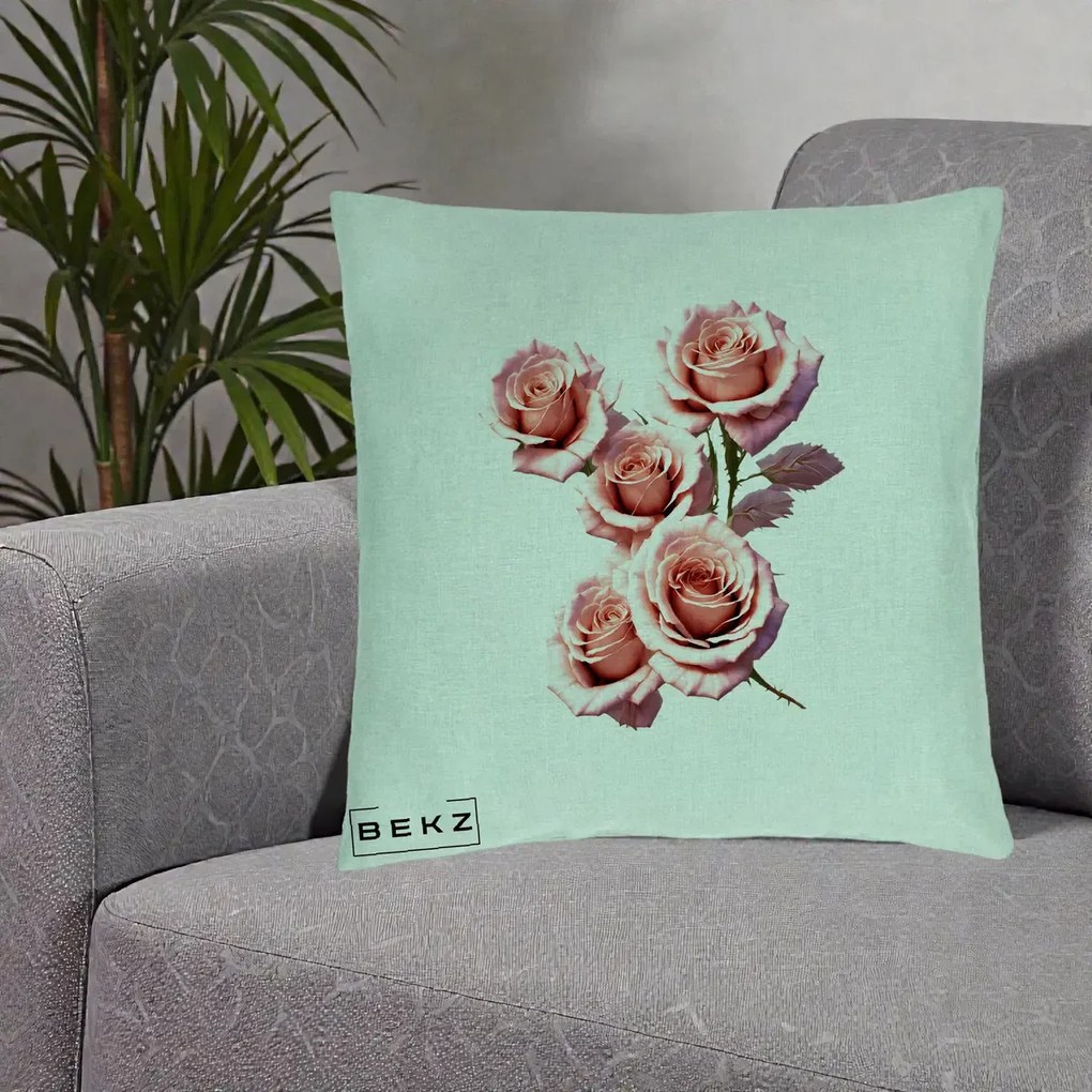 Perna Decorativa Trandafiri Roz Pastel Acuarela, 40x40 cm, Verde Menta, Husa Detasabila, Perna Inclusa, BEKZ®