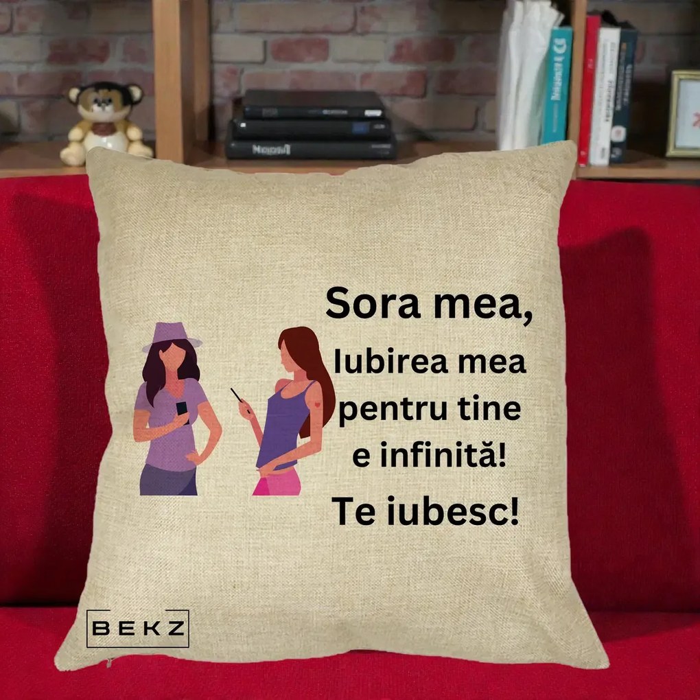 Cadou pentru Sora - Perna Personalizata Sora Mea Te Iubesc Doua Fete cu Telefoane, 40x40 cm, Crem, Husa Detasabila, Perna Inclusa, BEKZ®