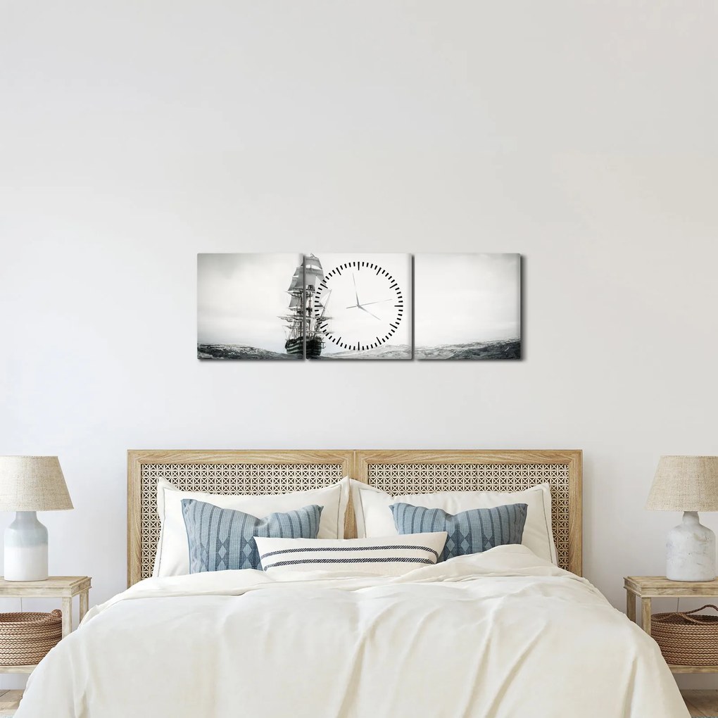 Tablou - O navă care navighează pe ocean (cu ceas) (90x30 cm)