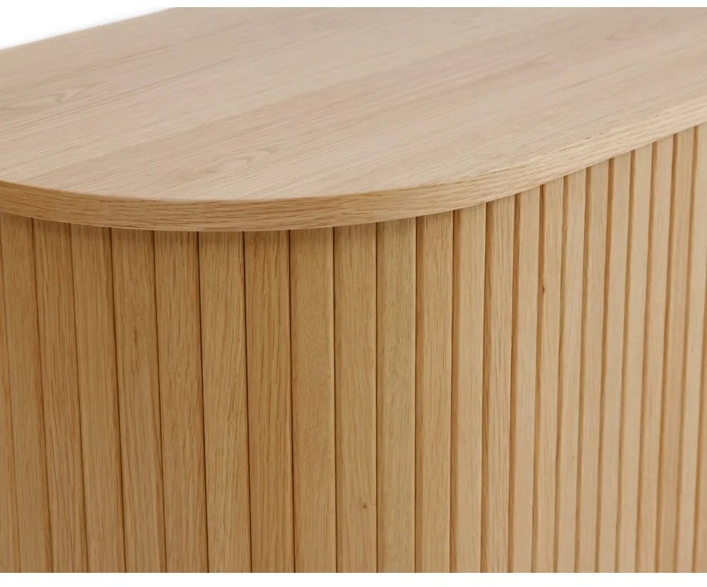 Comodă în culoare naturală cu aspect de lemn de stejar cu ușă glisantă 120x76x45 cm Nola – Unique Furniture