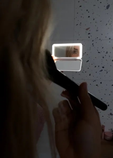 Concept KZ2010 - Oglindă cosmetică PERFECT SKIN cu LED, 1,5 W/5 V, 300 mAh, albă