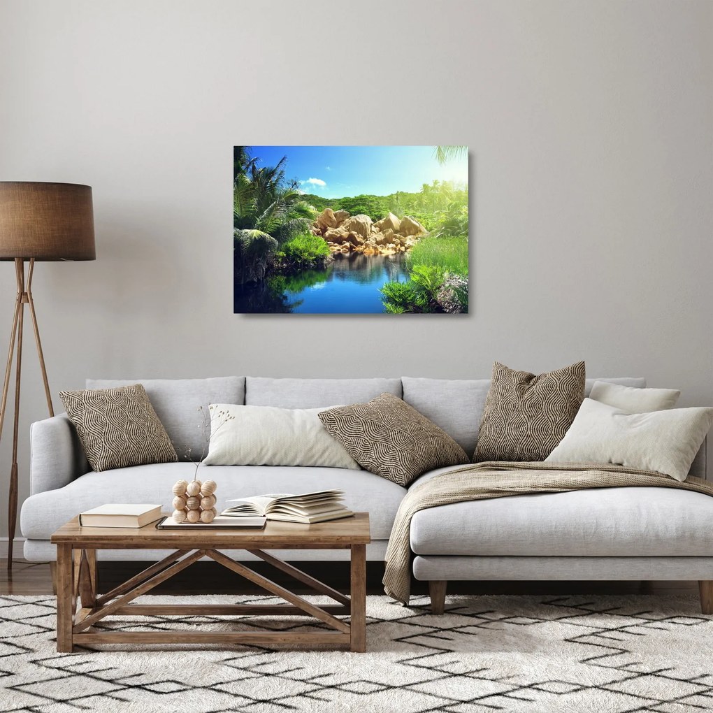 Tablou pe sticlă cu lac în jungla din Seychelles (70x50 cm)