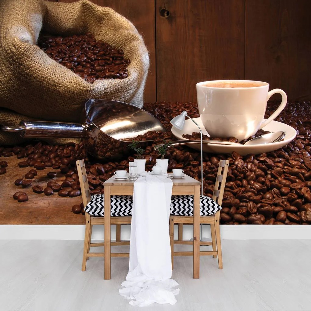Fototapet - Sac plin cu boabe de cafea (254x184 cm)