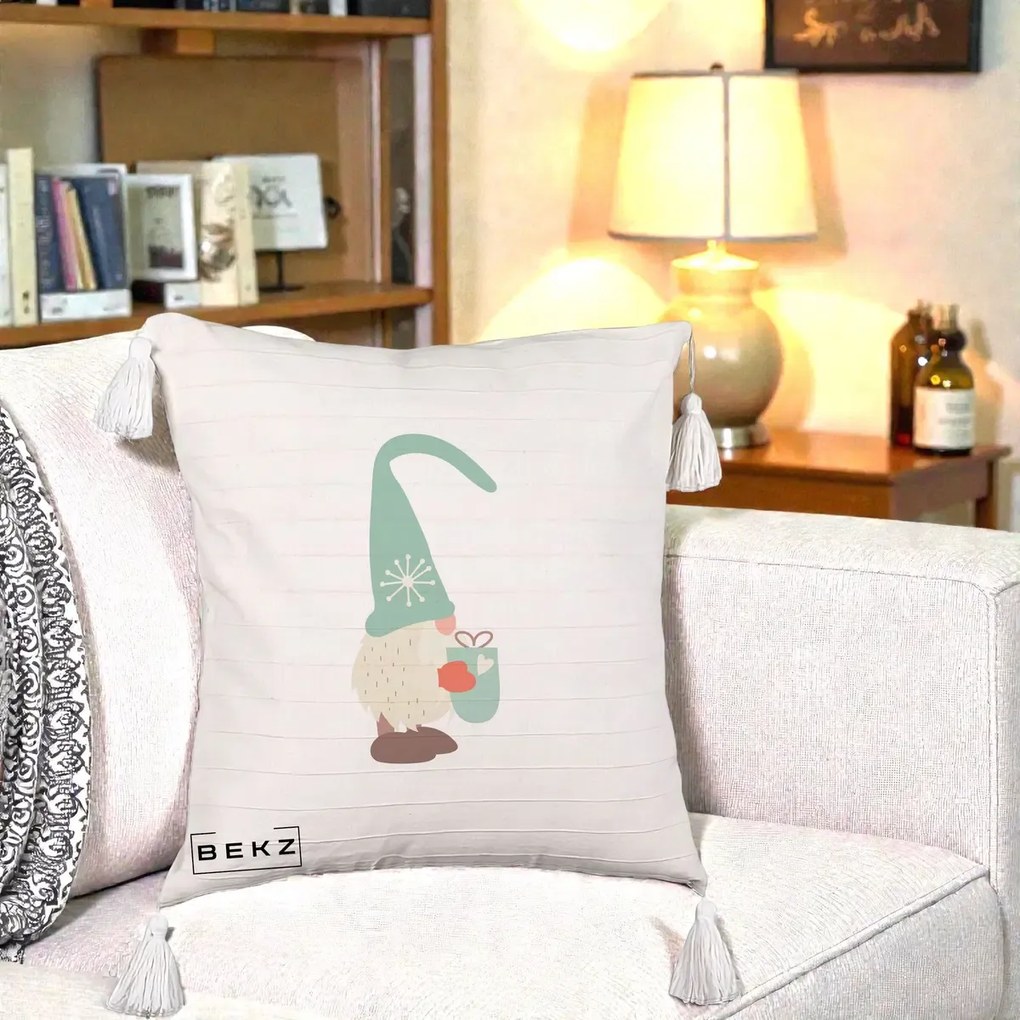 Perna Decorativa Gnom Nordic cu Cana Calda Menta, 40x40 cm, Bej cu Franjuri, Husa Detasabila, Perna Inclusa, BEKZ®