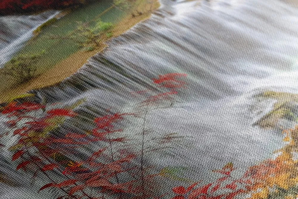 Tablou cascada forestieră
