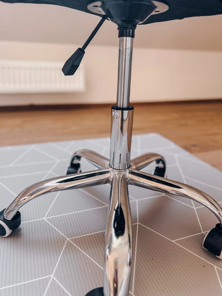 OFERTA Scaun de birou negru AVOLA VELVET II. calitate