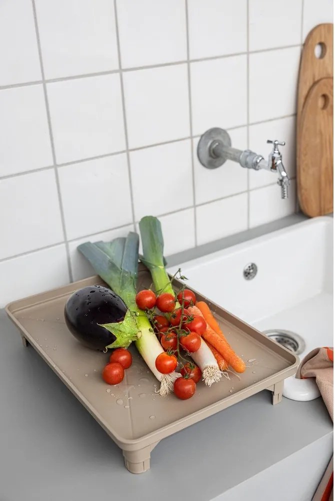 Scurgător de vase bej cu două nivele 42x29 cm Dry-It – Mette Ditmer Denmark