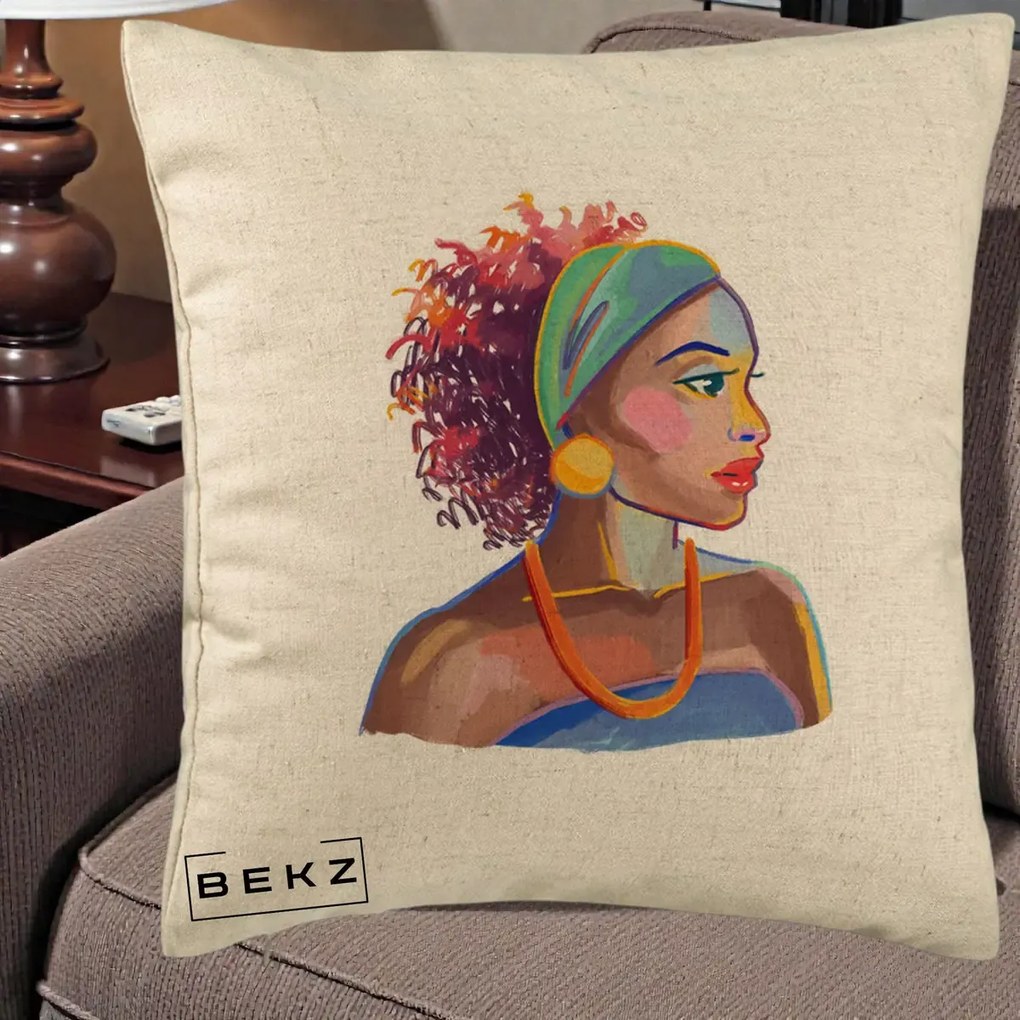 Perna Decorativa Portret Femeie Urbana Acuarela, 40x40 cm, Bej, Husa Detasabila, Perna Inclusa, BEKZ®