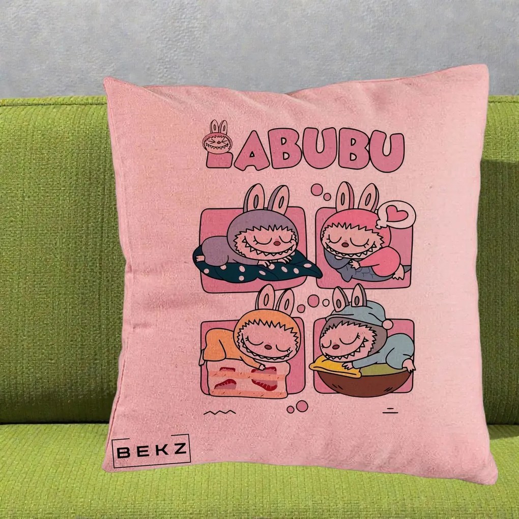 Perna Personalizata Labubu Sleeping Quad Grid, 40x40 cm, Roz, Husa Detasabila, Perna Inclusa, BEKZ®