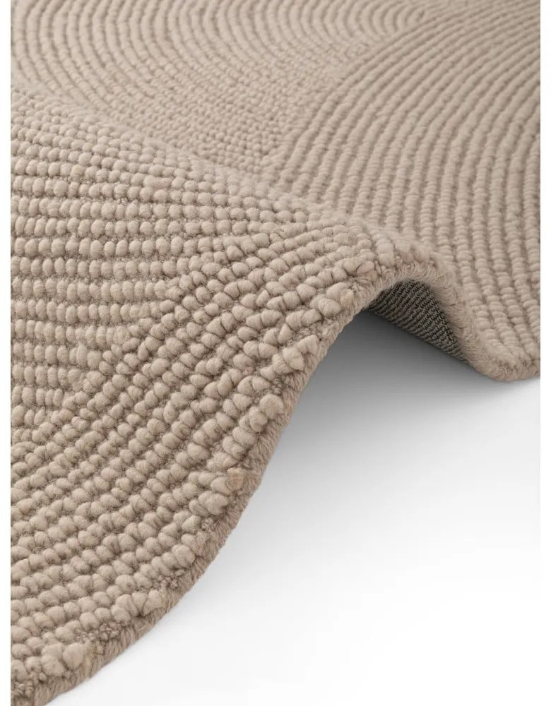 Covor tip traversă bej țesut manual din lână 80x200 cm Calmio – Hanse Home