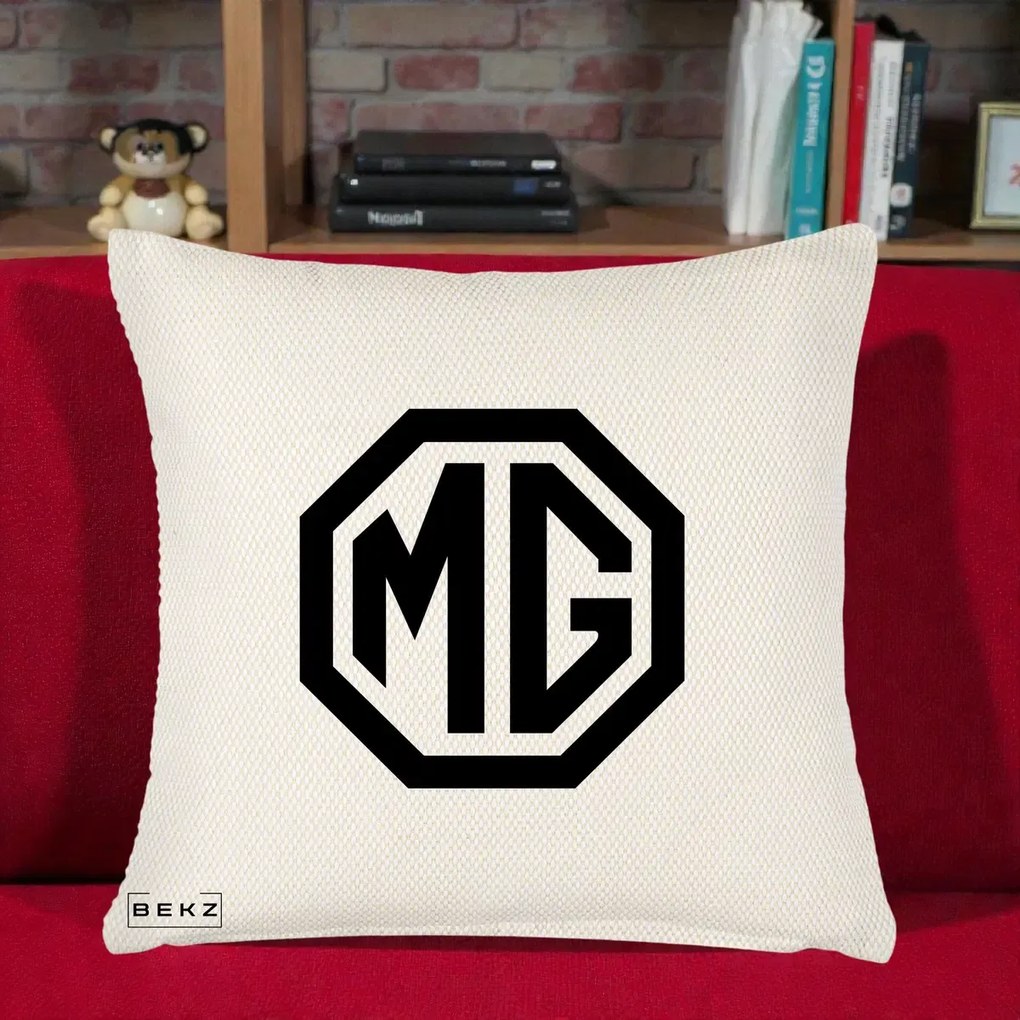 Perna Personalizata cu emblema MG, 40x40 cm, Crem Reliefat, Husa Detasabila, Perna Inclusa, BEKZ®