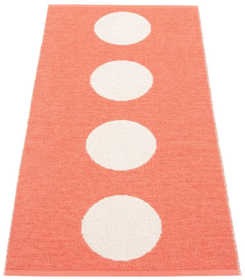 Covor tip traversă pentru interior și exterior somon 70x150 cm Vera Flamingo – Pappelina