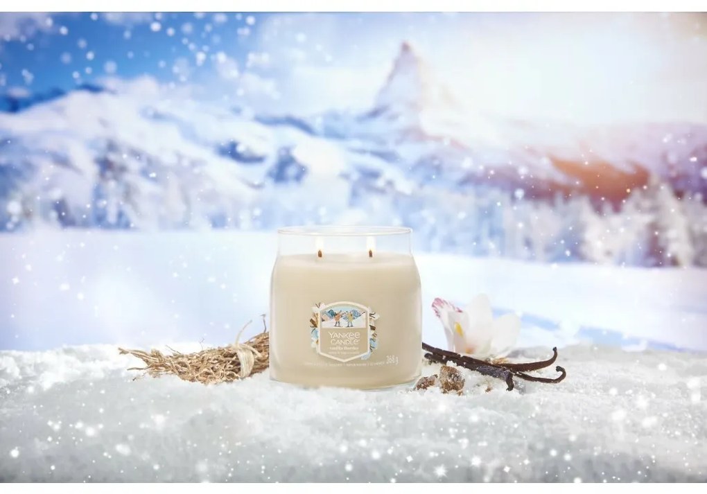 Yankee Candle lumânare parfumată Signature în pahar cu aromă medie Vanilla Flurries, 368 g, S