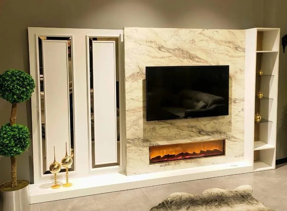 Unitate de perete cu semineu decorativ lama 350/210 cm lichidare