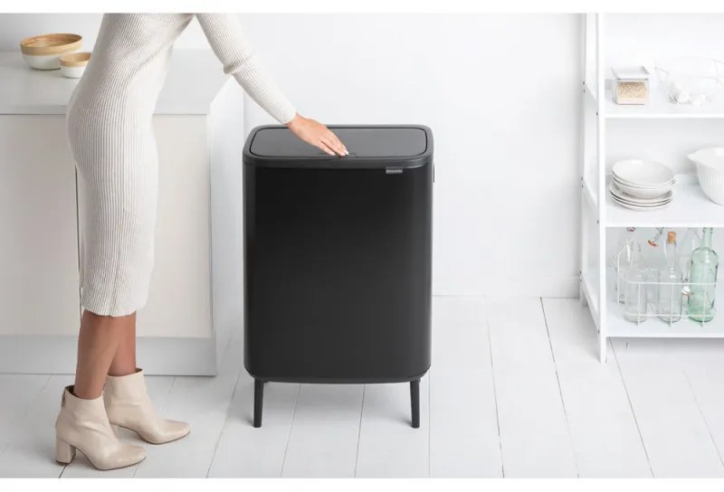 Cos pentru gunoi Brabantia Bo Touch Hi 1001260, 60 L, Inaltat, Deschidere lina si silentioasa, Negru mat