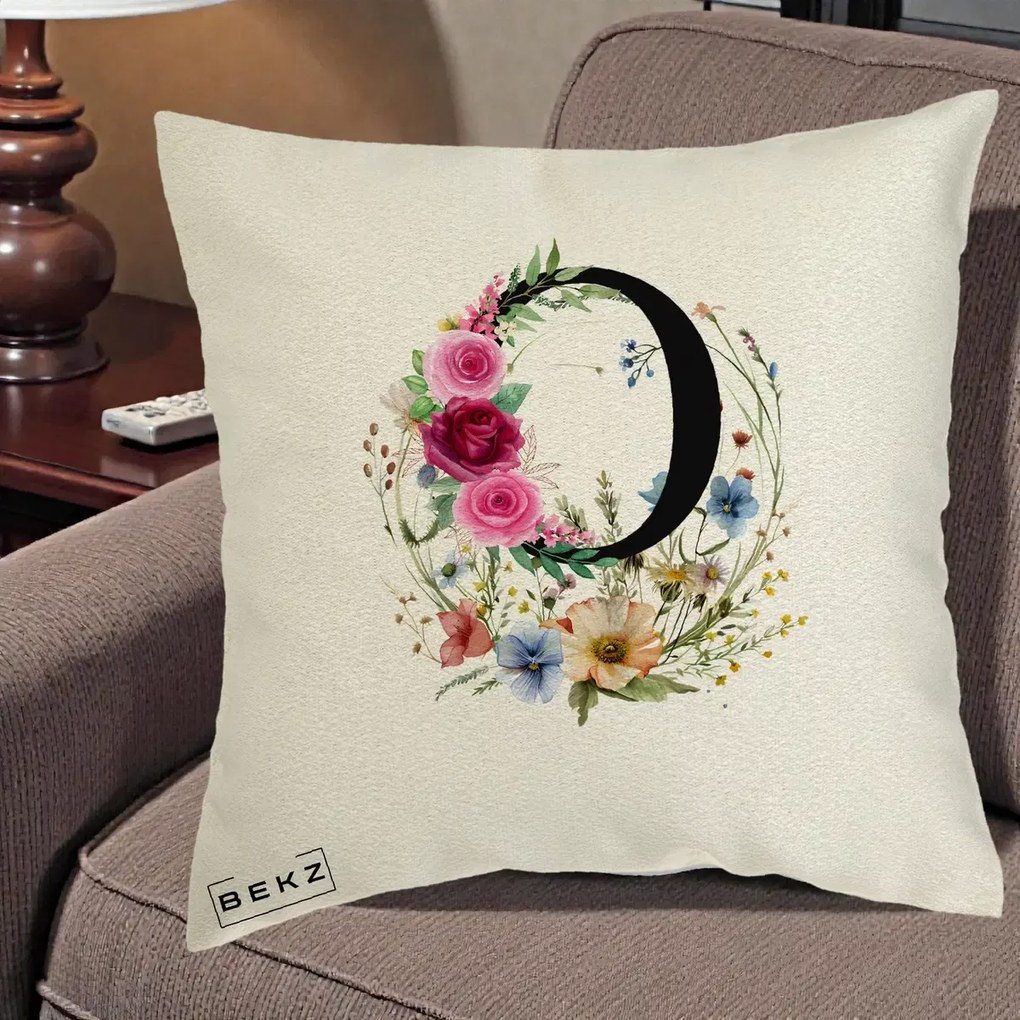 Cadou Personalizat - Perna Personalizata Monogram Litera O cu Flori Acuarela, 40x40 cm, Ecru, Husa Detasabila, Perna Inclusa, BEKZ®