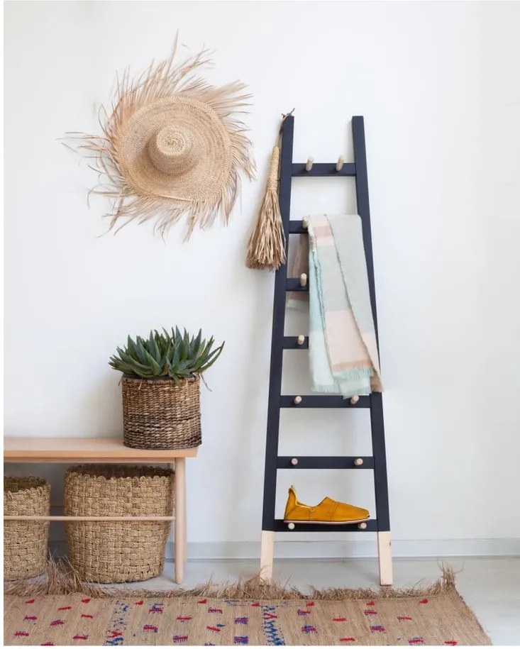 Cuier scară din lemn Surdic Negro, negru