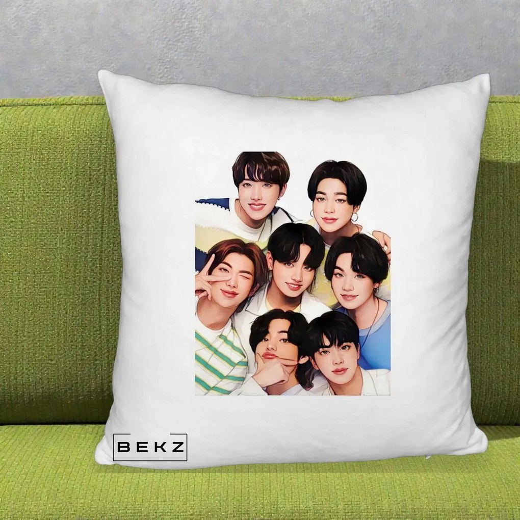 Perna Personalizata K-pop BTS Bangtan Boys Portret Grup Fanart, 40x40 cm, Alb Pufos, Husa Detasabila, Perna Inclusa, BEKZ®
