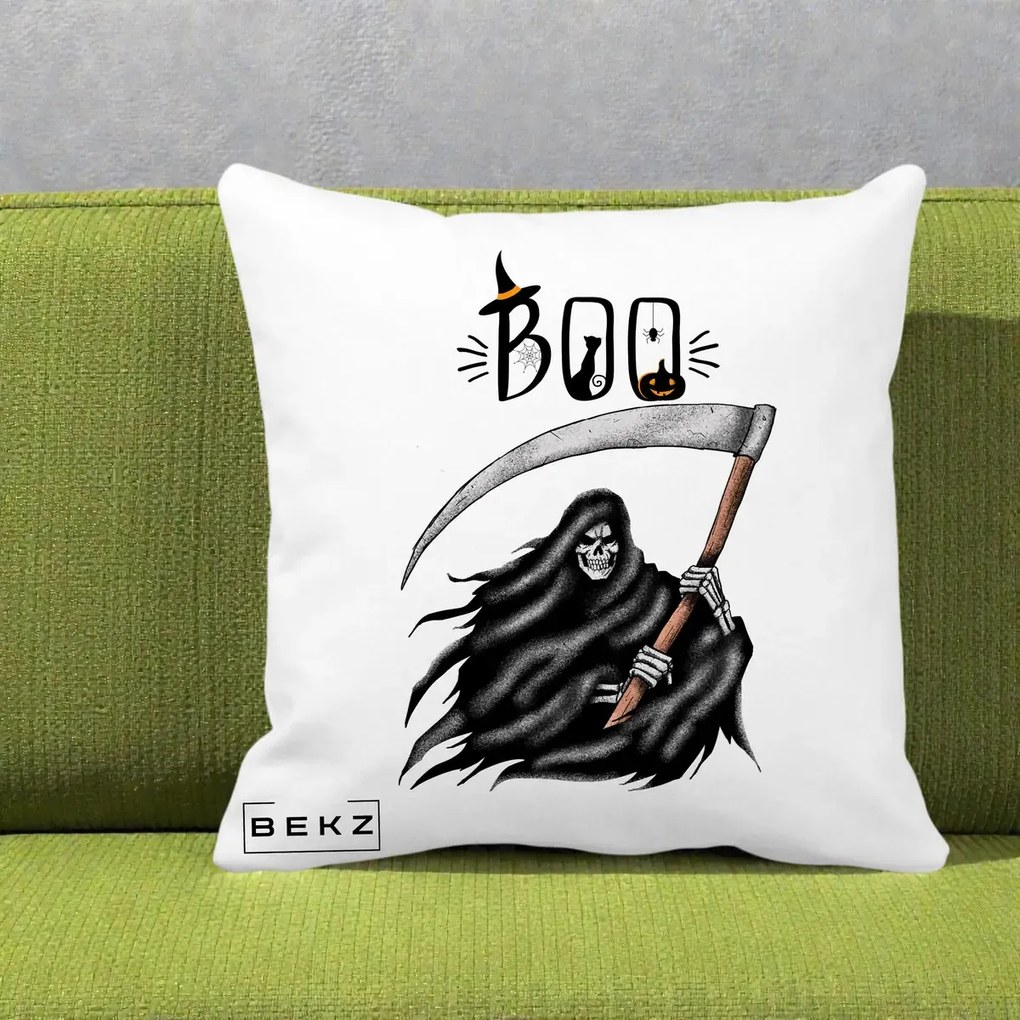 Perna Decorativa Halloween Boo Grim Reaper cu Coasa, 40x40 cm, Alba Mata, Husa Detasabila, Perna Inclusa, BEKZ®