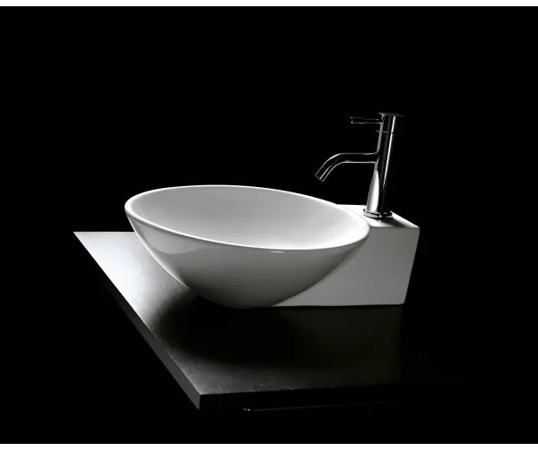 Bathco 0028 - Lavoar pentru blat BAYONA 42x50,5 cm porțelan/alb