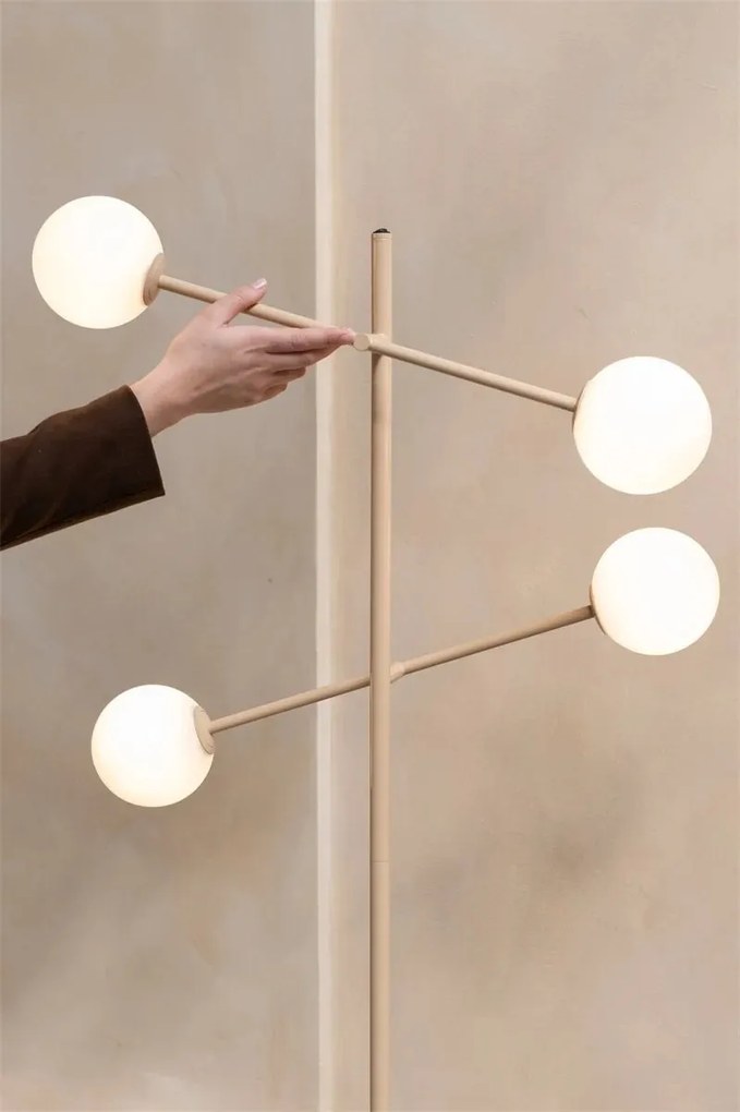 Lampadar cu 4 globuri sticla si metal bej Copenhagen