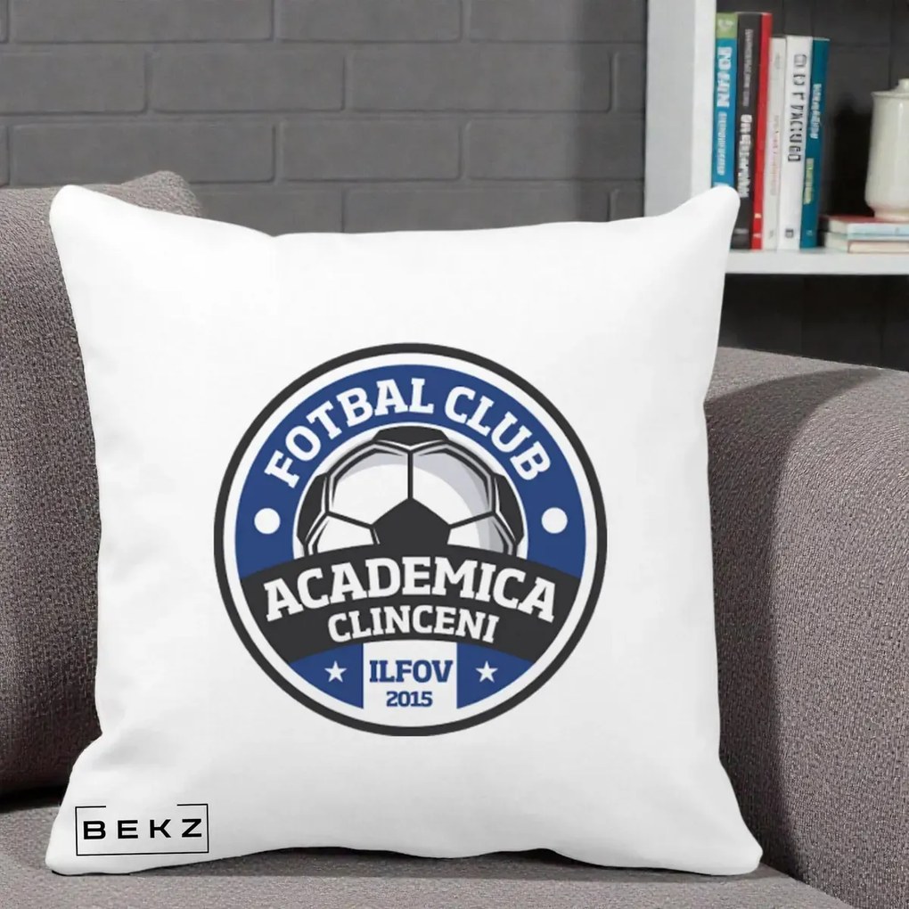 Perna Personalizata Academica Clinceni Fotbal Club, 40x40 cm, Alba Mata, Husa Detasabila, Perna Inclusa, BEKZ®