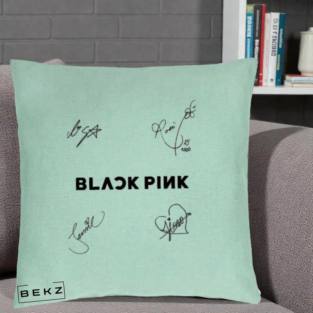 Perna Personalizata K-pop BLACKPINK Tinute Negre Grup Simplu, 40x40 cm, Verde Menta, Husa Detasabila, Perna Inclusa, BEKZ®