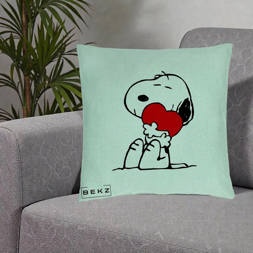 Perna Personalizata Snoopy cu Inima, 40x40 cm, Verde Menta, Husa Detasabila, Perna Inclusa, BEKZ®