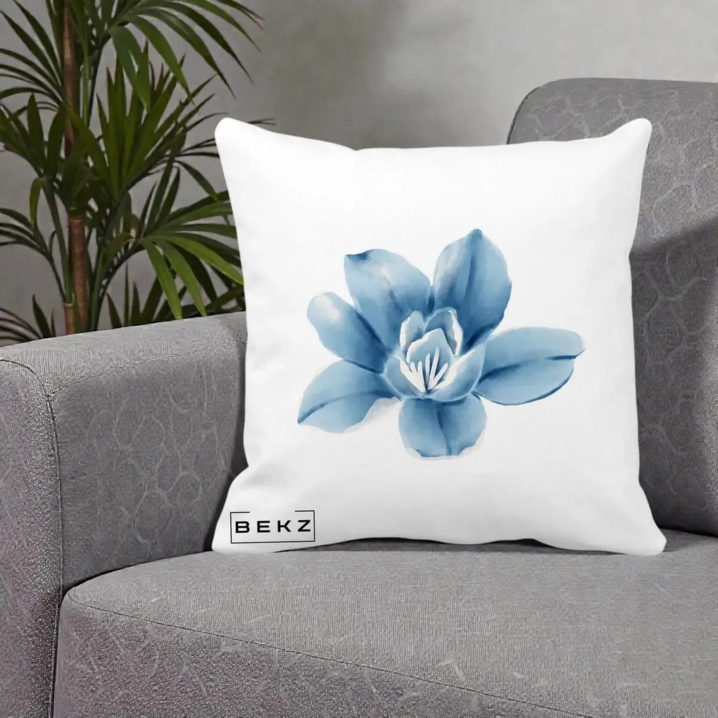 Perna Decorativa Magnolie Albastra Acuarela, 40x40 cm, Alba Mata, Husa Detasabila, Perna Inclusa, BEKZ®