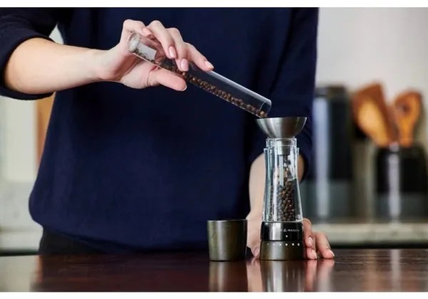 Set de râșnițe pentru sare și piper Cole&Mason DERWENT 2 buc. 19 cm fag/negru