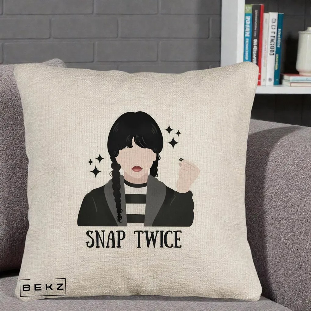 Perna Personalizata Wednesday Snap Twice, 40x40 cm, Bej Canapea, Husa Detasabila, Perna Inclusa, BEKZ®